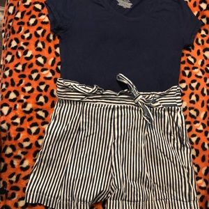 Vneck with paper bag shorts